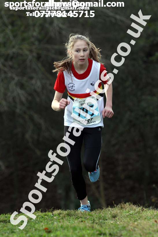 Girls under-13s 2017 Start Fitness North Eastern Harrier League, Aykley Heads, Durham. Photo:  David T. Hewitson/Sports for All Pics